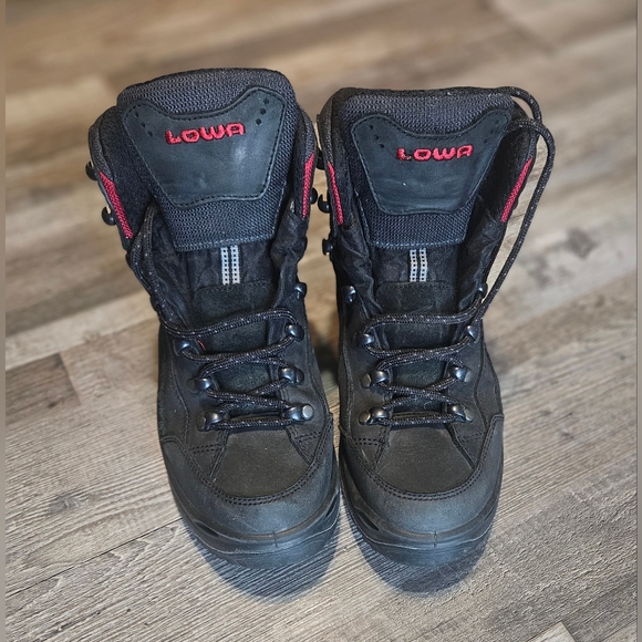 🩷🩵Lowa "Renegade GTX Mid" Hiking Boots  Size 7💛💚 - Picture 3 of 10